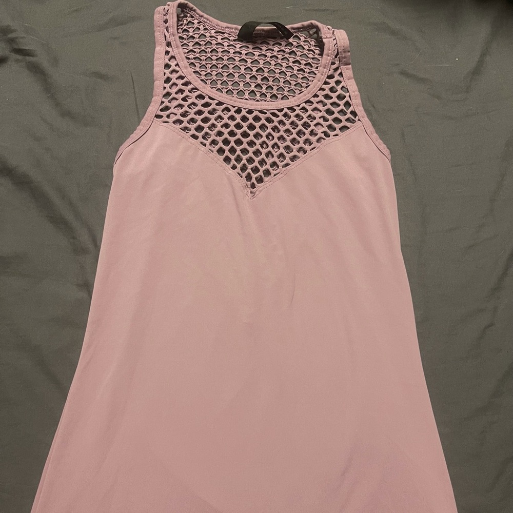 Cute lightly worn light purple workout tank!